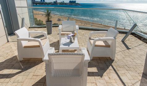 Апартаменты четырехместные (с террасой)