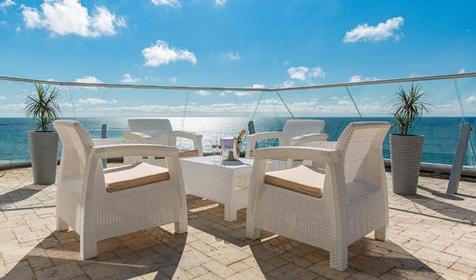 Апартаменты четырехместные (с террасой)