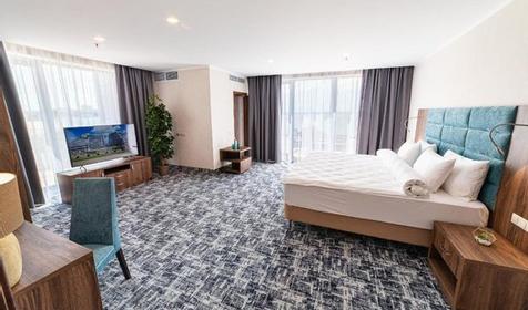  Апартаменты четырехместный (с бассейном)