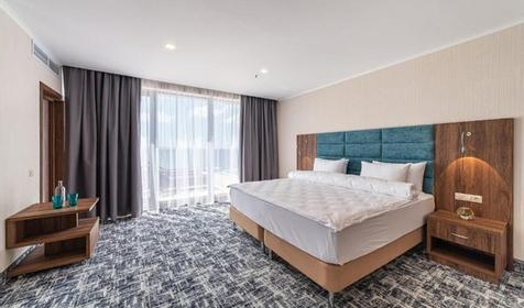  Апартаменты четырехместный (с бассейном)