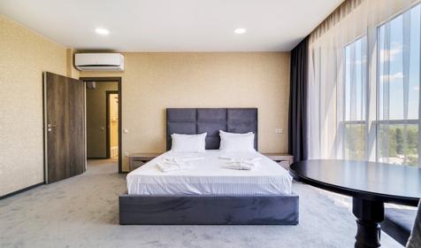  Deluxe четырехместный трехкомнатный