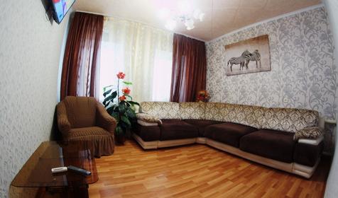 Дом трехкомнатный с отдельным двором