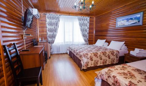 Трехместный