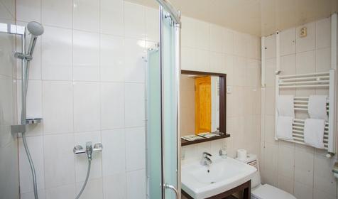 Восьмиместный