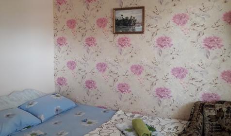 Четырехместный двухкомнатный семейный, двухэтажный дом