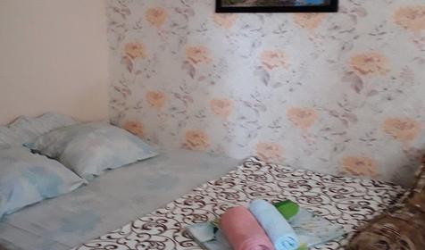 Четырехместный двухкомнатный семейный, двухэтажный дом