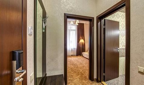 Люкс двухместный двухкомнатный с балконом