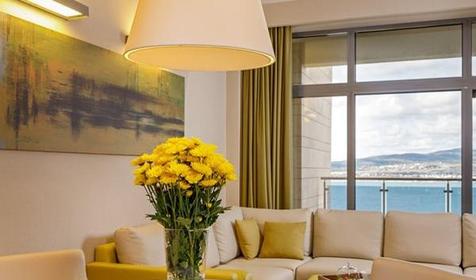 Люкс двухместный двухкомнатный с видом на море