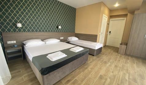 Студио четырехместный (с балконом)