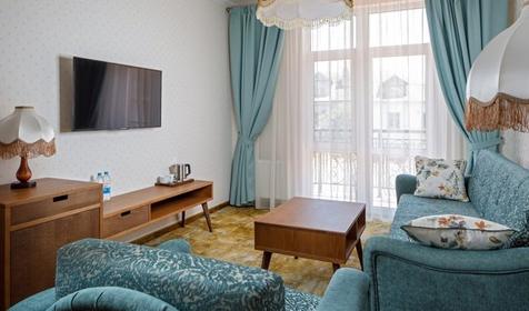 Люкс четырехместный двухкомнатный