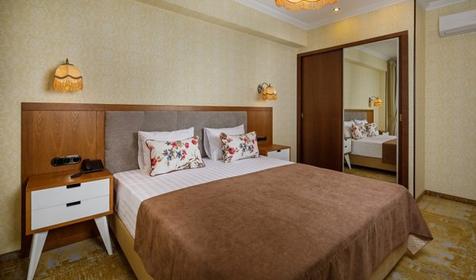 Люкс четырехместный двухкомнатный