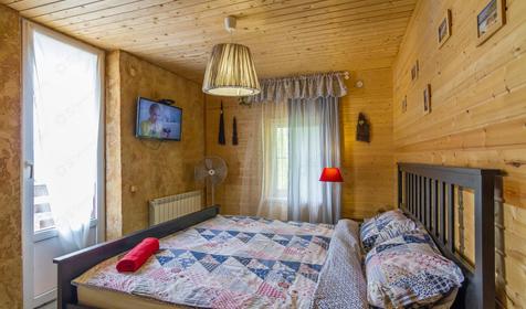 Домик в лесу (до 20 человек)