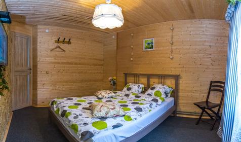 Домик в лесу (до 20 человек)