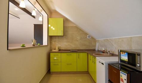 Мансарда трехместная студия