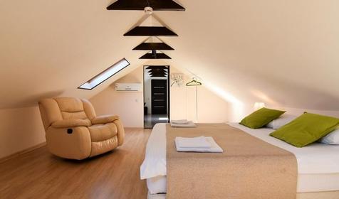 Мансарда трехместная двухкомнатная