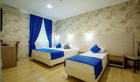 Люкс четырехместный двухкомнатный