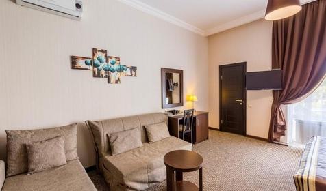 Полулюкс трехместный