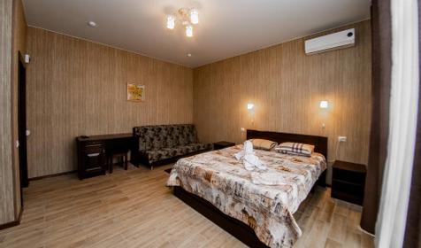 Семейный однокомнатный. Отель Орион плюс, Анапа