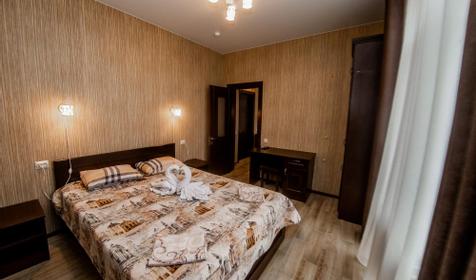 Семейный двухкомнатный. Отель Орион плюс, Анапа