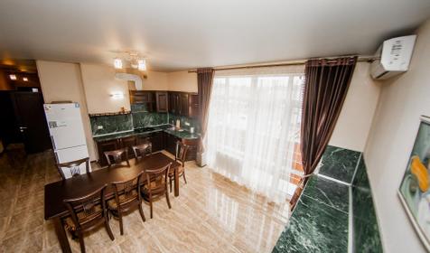 Апартаменты с мини-кухней. Отель Орион плюс, Анапа