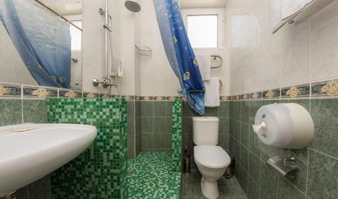 Семейный шестиместный двухкомнатный