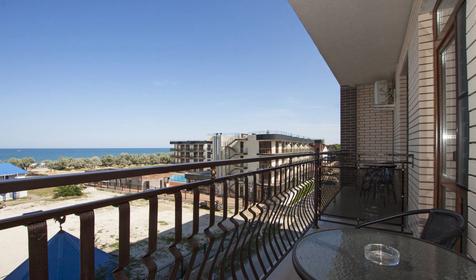 Стандарт трехместный (вид на море)