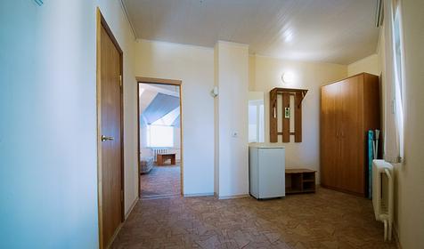 Стандарт трехместный без балкона, 4 этаж