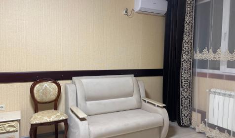 Золотой Лотос