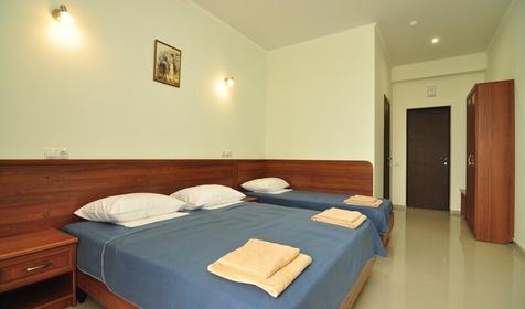 Стандарт трехместный с балконом