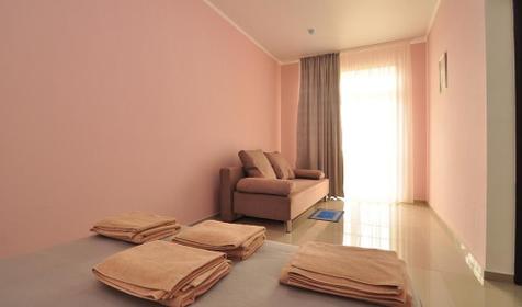 Люкс пятиместный двухкомнатный (вид на море)