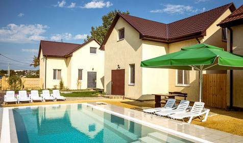 Апартаменты трехкомнатные с кухней