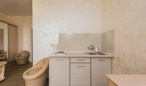 Люкс плюс пятиместный двухкомнатный (с видом на море)