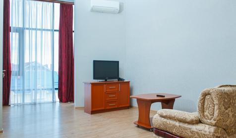 Люкс двухместный двухкомнатный с кухней