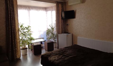 Однокомнатный полулюкс с двуспальной кроватью и диваном