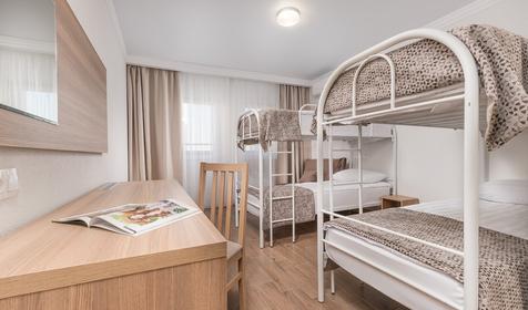 Хостел (место в шестиместном номере)