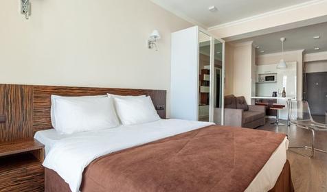 Апартаменты улучшенные четырехместные с кухней и балконом