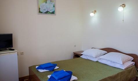 Стандарт двухместный с балконом, корпус 1 (1 этаж)