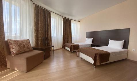 Семейный трехместный двухкомнатный