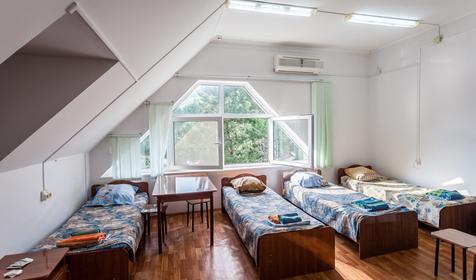 Эконом трехместный