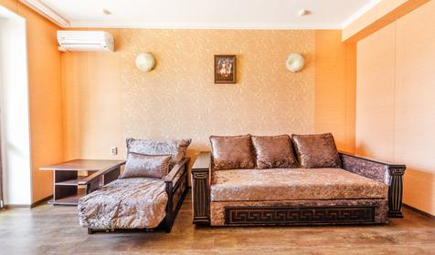 Люкс четырехместный двухкомнатный