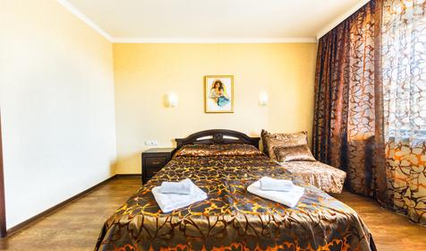 Люкс четырехместный двухкомнатный