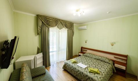 Полулюкс трехместный