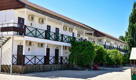 Казачий берег