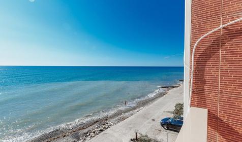 Стандарт трехместный (вид на море, корпус Алые паруса)