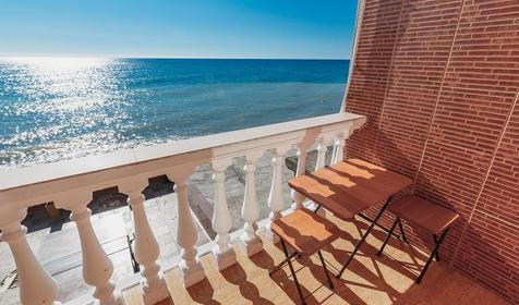 Стандарт трехместный (вид на море, корпус Алые паруса)