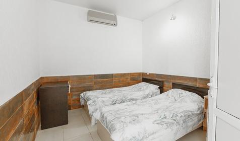 Семейный четырехместный двухкомнатный (вид на море, корпус Алые паруса)