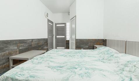 Семейный четырехместный двухкомнатный (вид на море, корпус Алые паруса)