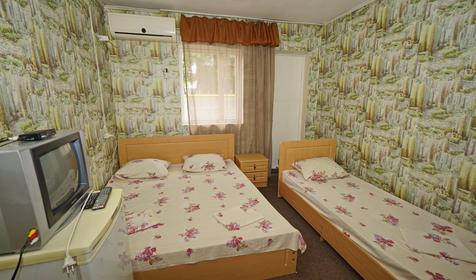 Трехместный стандарт с балконом