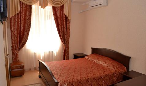 Люкс четырехместный двухкомнатный с балконом люкс Гостевой дом Лев, г. Анапа, п. Сукко