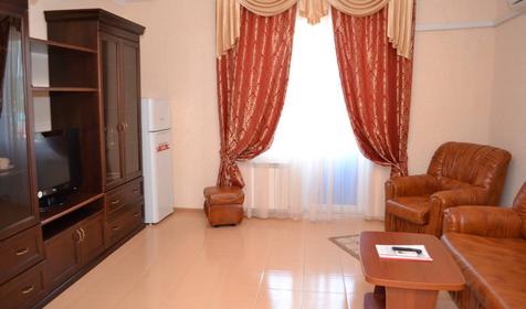 Люкс четырехместный двухкомнатный с балконом люкс Гостевой дом Лев, г. Анапа, п. Сукко